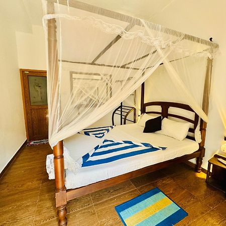 Il Nido Beach Home Galle Exterior photo