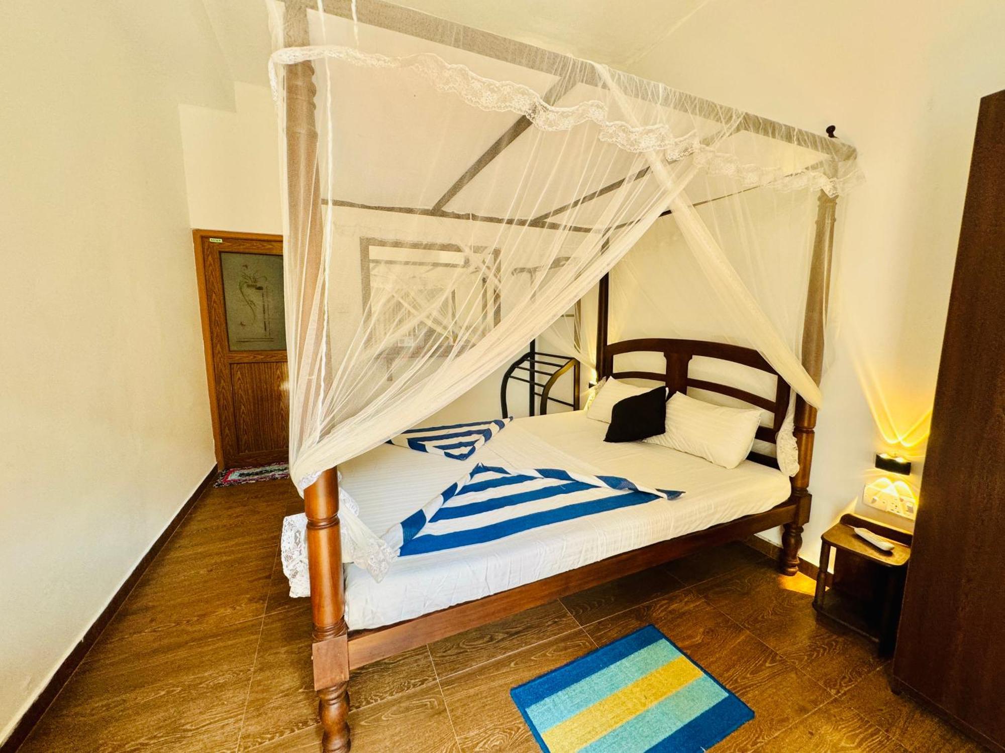 Il Nido Beach Home Galle Exterior photo