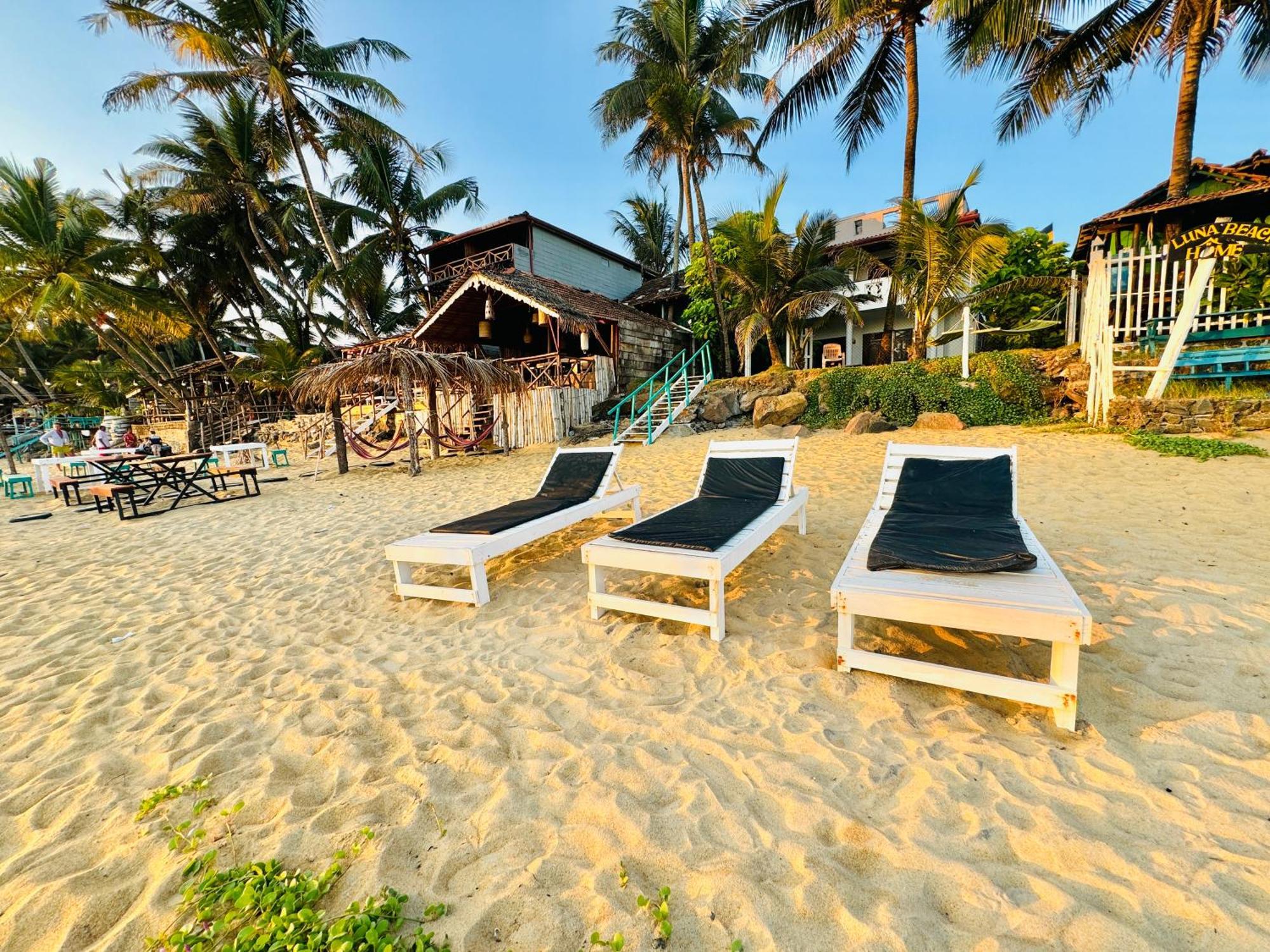 Il Nido Beach Home Galle Exterior photo