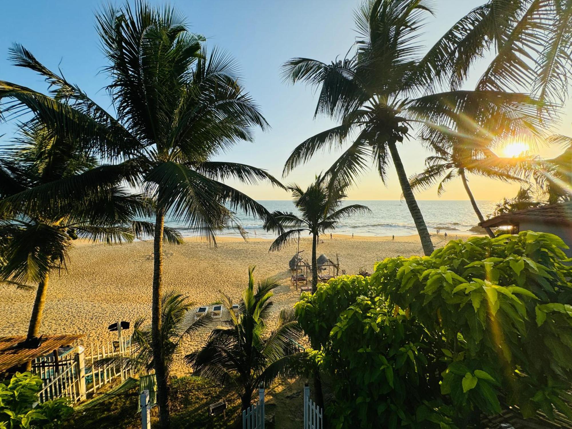 Il Nido Beach Home Galle Exterior photo