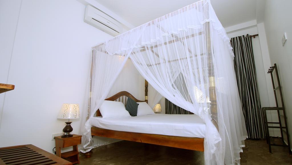 Il Nido Beach Home Galle Exterior photo