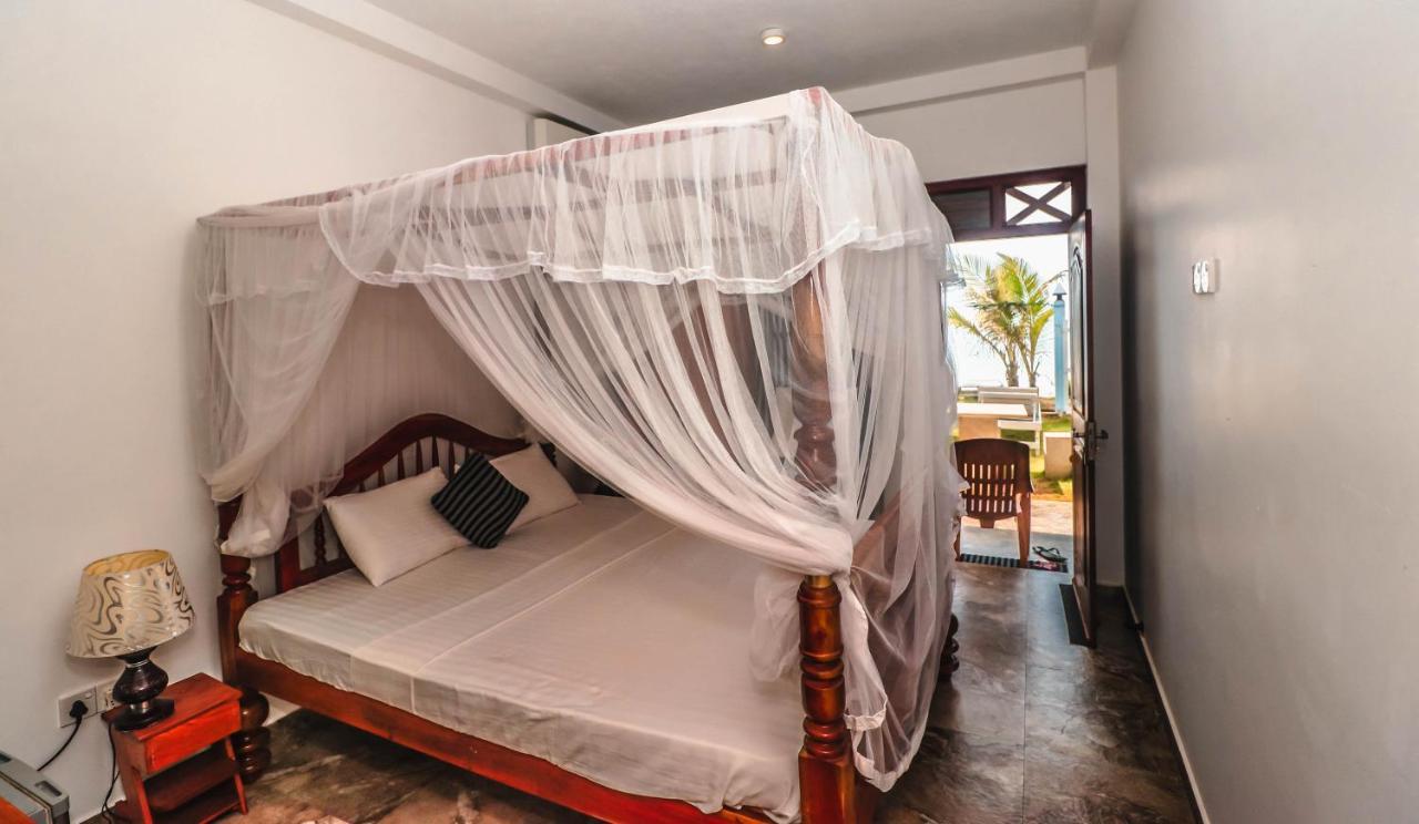 Il Nido Beach Home Galle Exterior photo