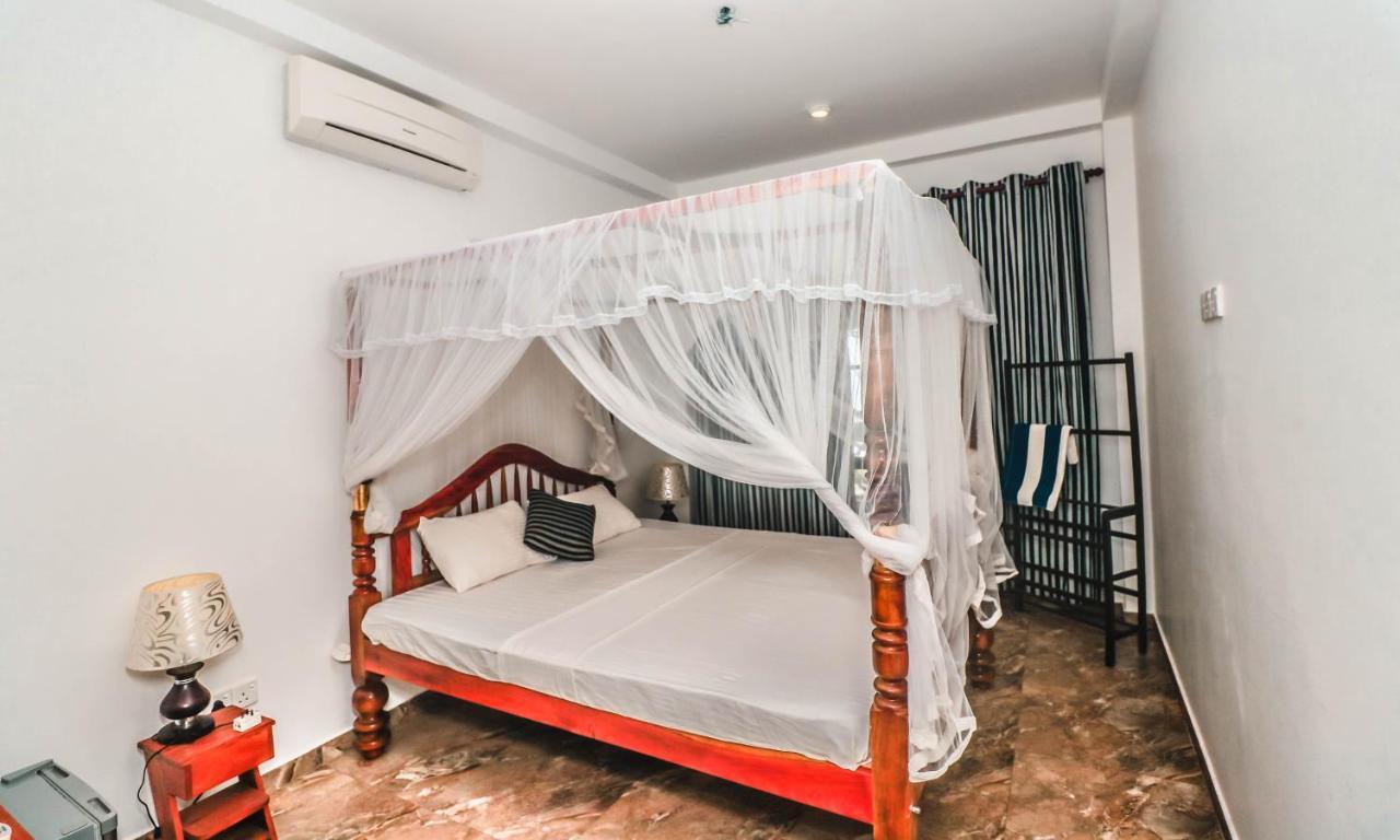 Il Nido Beach Home Galle Exterior photo