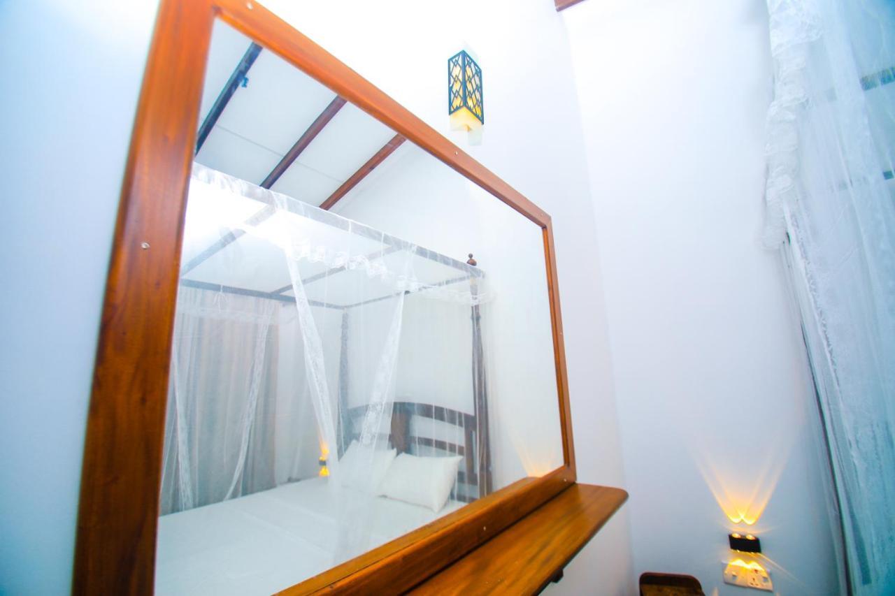 Il Nido Beach Home Galle Exterior photo